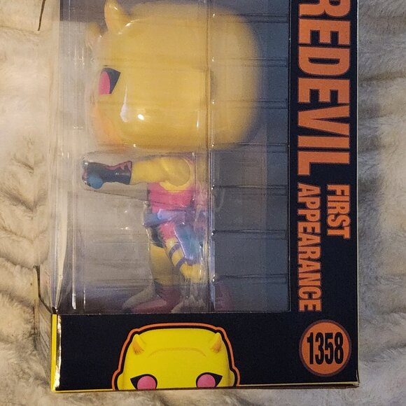 Funko Pop! Marvel #1358 10" Daredevil First Appearance (Target Exclusive) - Picture 9 of 11